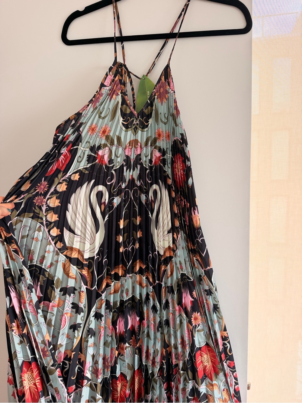 Farm Rio Floral Pleated Strappy Maxi Dress - new with tags - Picture 2 of 3